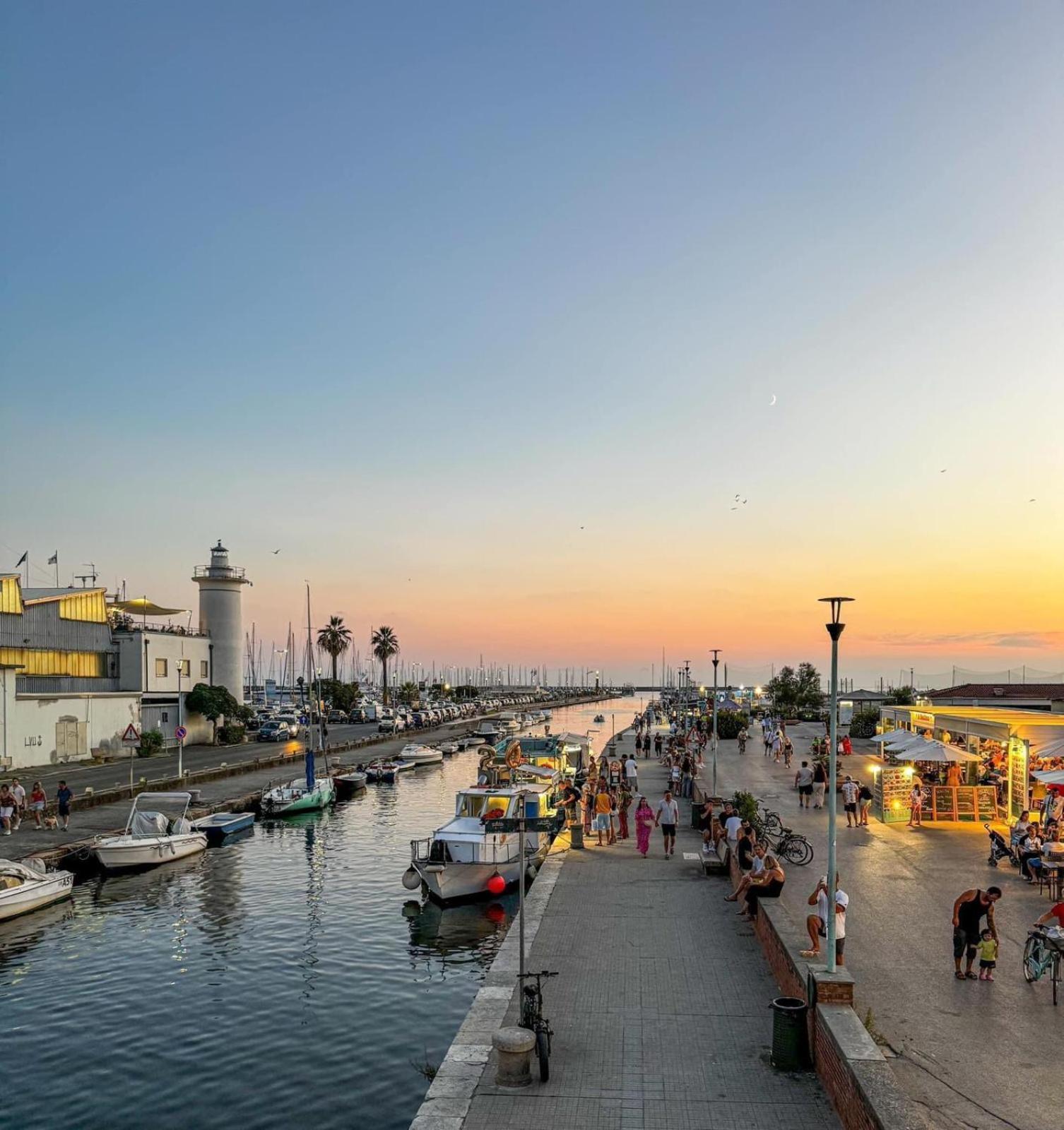 Appartamento Orizzonte Viareggio Exterior foto